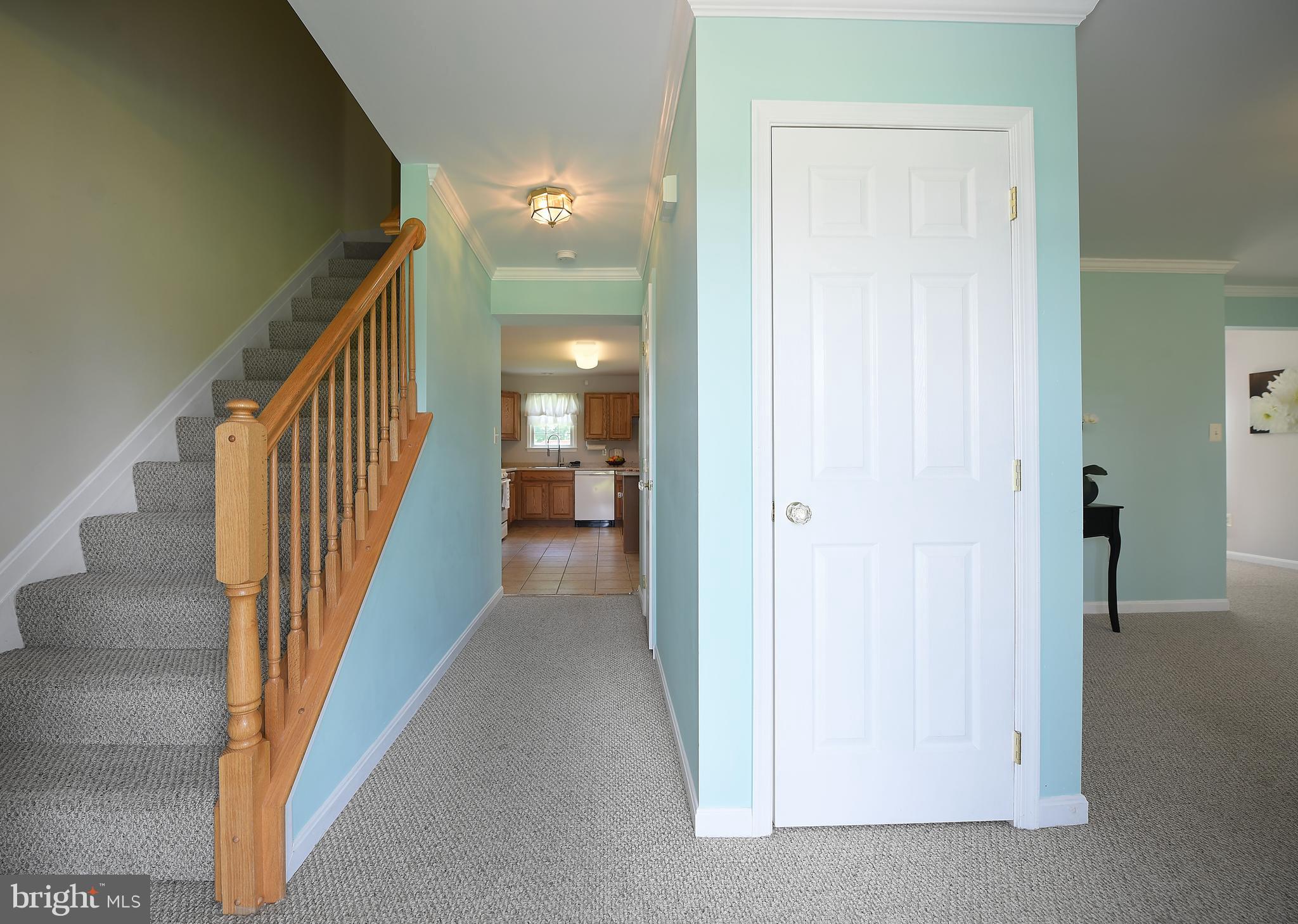 9897 Magledt Road Baltimore, MD 21234 - Photo 5 of 36 Gallery Image 5