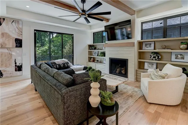 $1,499,900 | 2207 West 71st Street, Prairie Village, KS 66208