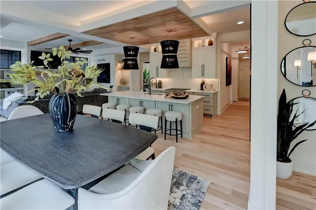 $1,499,900 | 2207 West 71st Street, Prairie Village, KS 66208