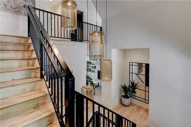 $1,499,900 | 2207 West 71st Street, Prairie Village, KS 66208