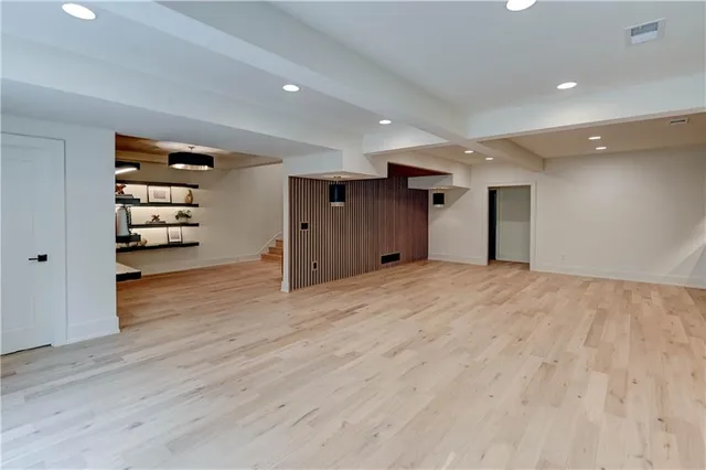 $1,499,900 | 2207 West 71st Street, Prairie Village, KS 66208