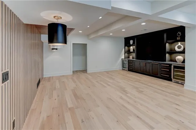 $1,499,900 | 2207 West 71st Street, Prairie Village, KS 66208