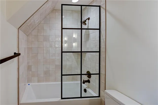 $1,499,900 | 2207 West 71st Street, Prairie Village, KS 66208