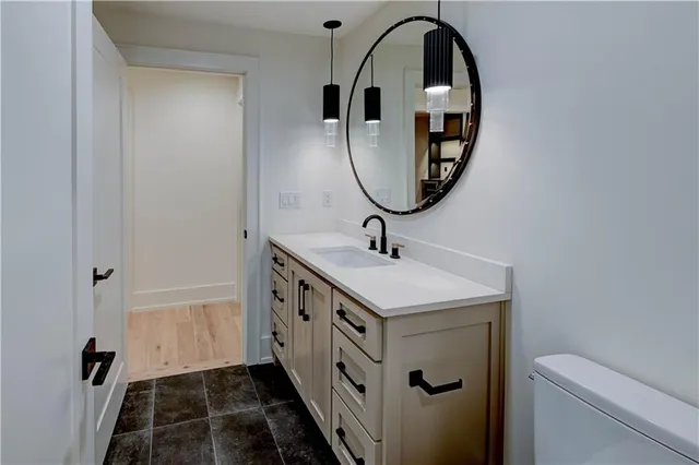 $1,499,900 | 2207 West 71st Street, Prairie Village, KS 66208