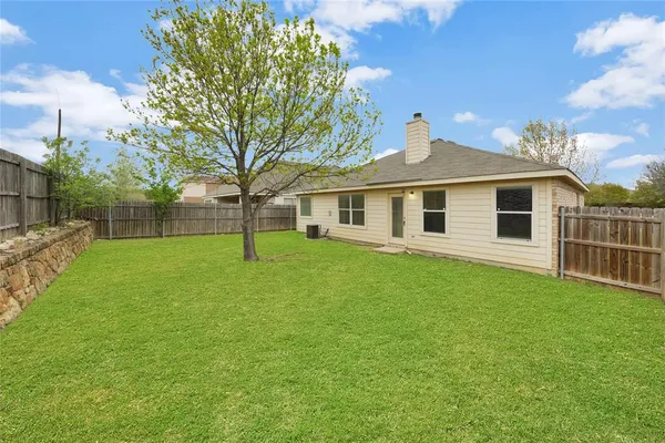 $2,400 | 705 Loftin Street, Crowley, TX 76036