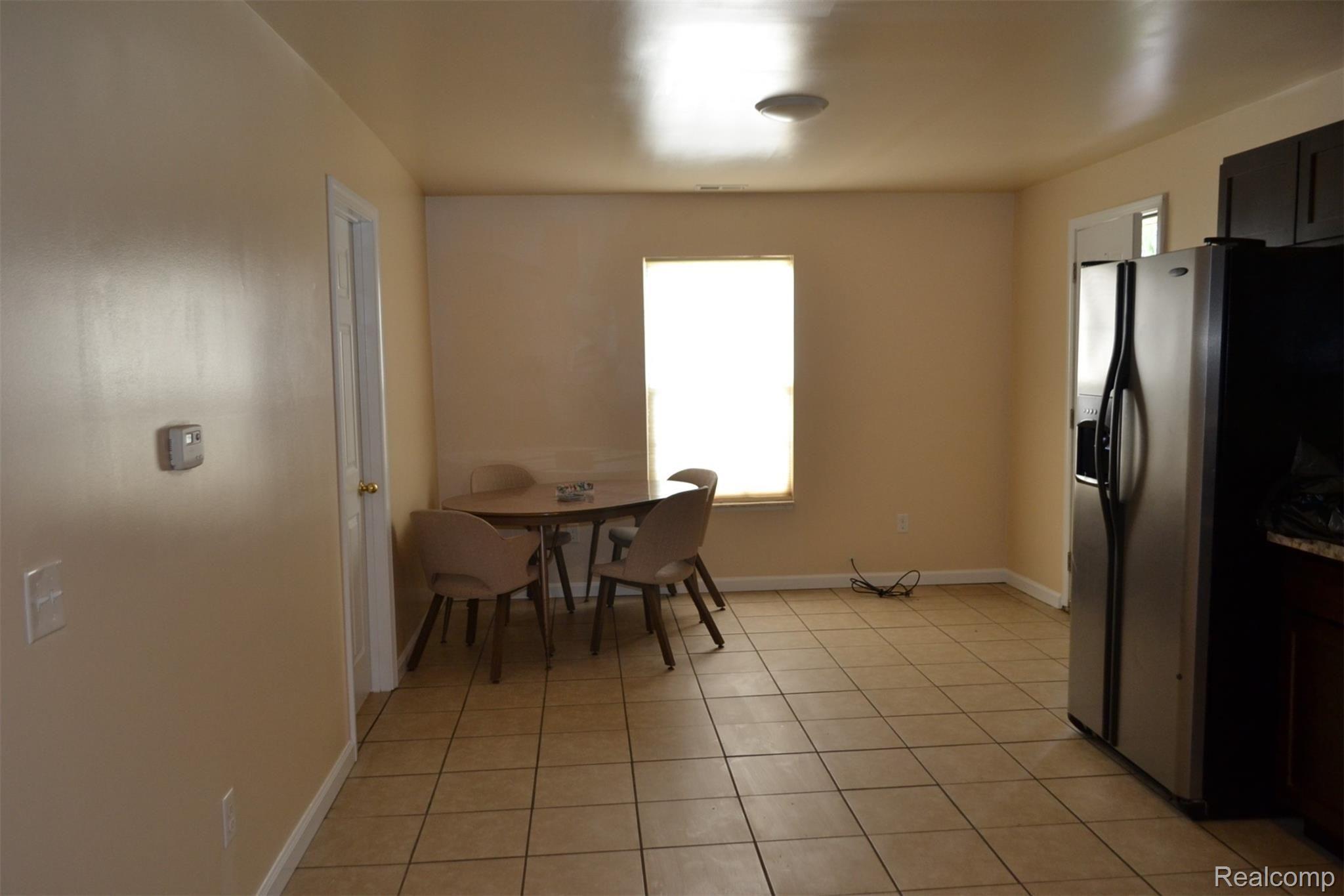 3323 East Pierson Road Flint, MI 48506 - Photo 4 of 16 DSC_0188.JPG