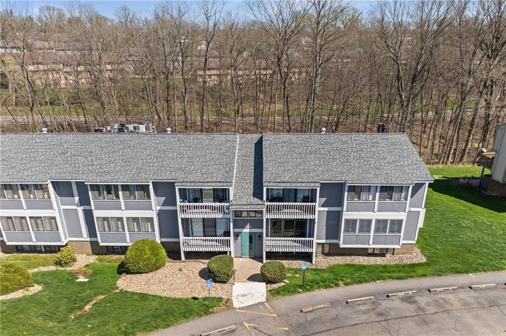 323 Ridge Point Circle, Unit 24 Bridgeville, PA 15017 - Photo 18 of 42