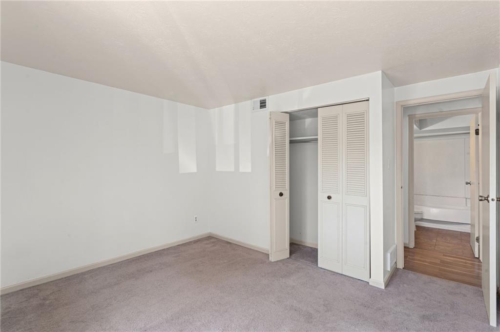 323 Ridge Point Circle, Unit 24 Bridgeville, PA 15017 - Photo 33 of 42