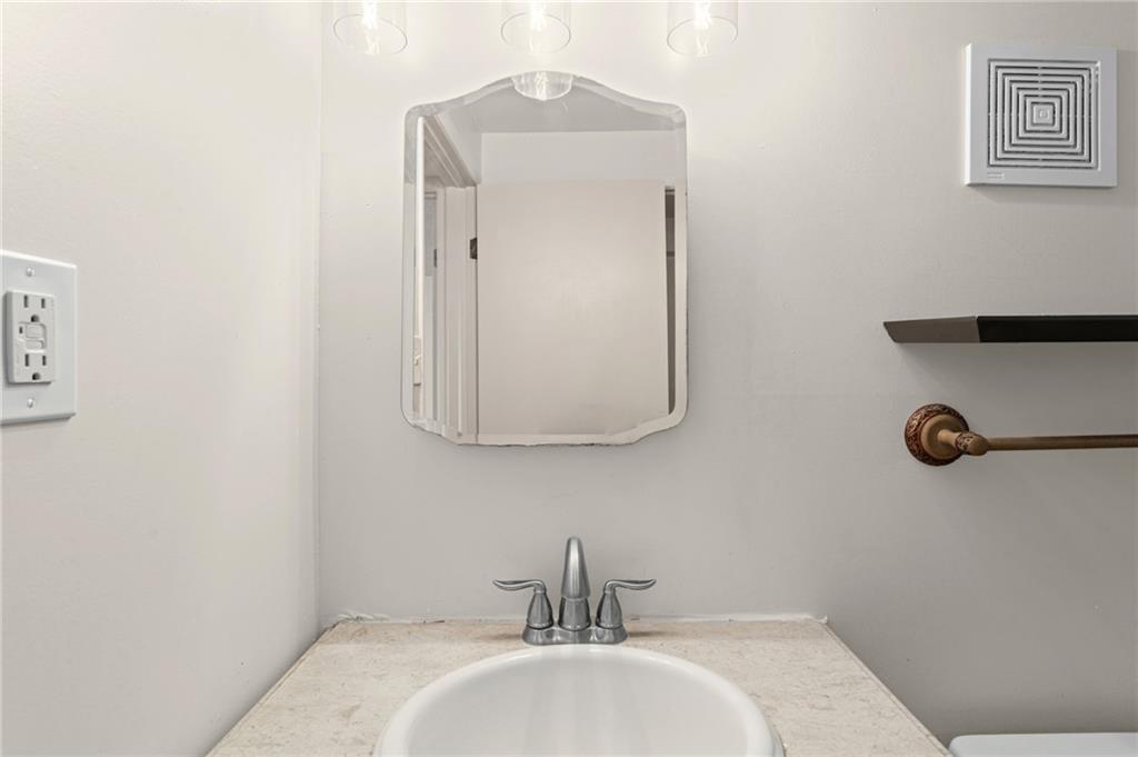 323 Ridge Point Circle, Unit 24 Bridgeville, PA 15017 - Photo 36 of 42