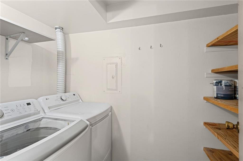 323 Ridge Point Circle, Unit 24 Bridgeville, PA 15017 - Photo 37 of 42