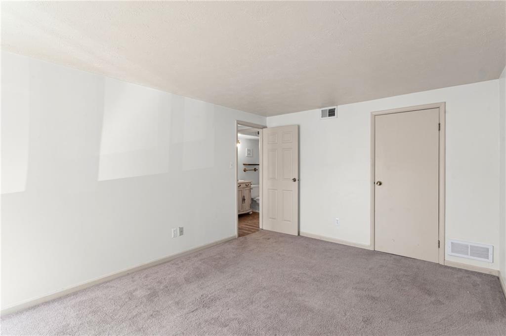 323 Ridge Point Circle, Unit 24 Bridgeville, PA 15017 - Photo 40 of 42