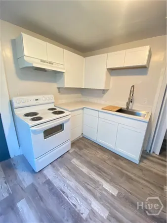 $1,700 | 516 West 38th Street, Savannah, GA 31415