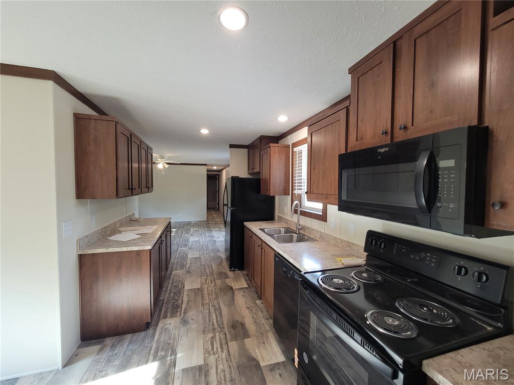 211 Main Street Truxton, MO 63381 - Photo 9 of 19