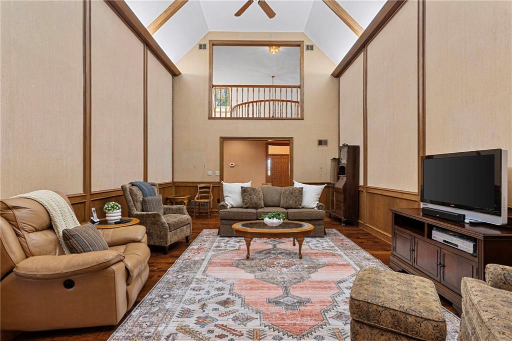 21898 Sunflower Road Edgerton, KS 66021 - Photo 5 of 57 Gallery Image 5