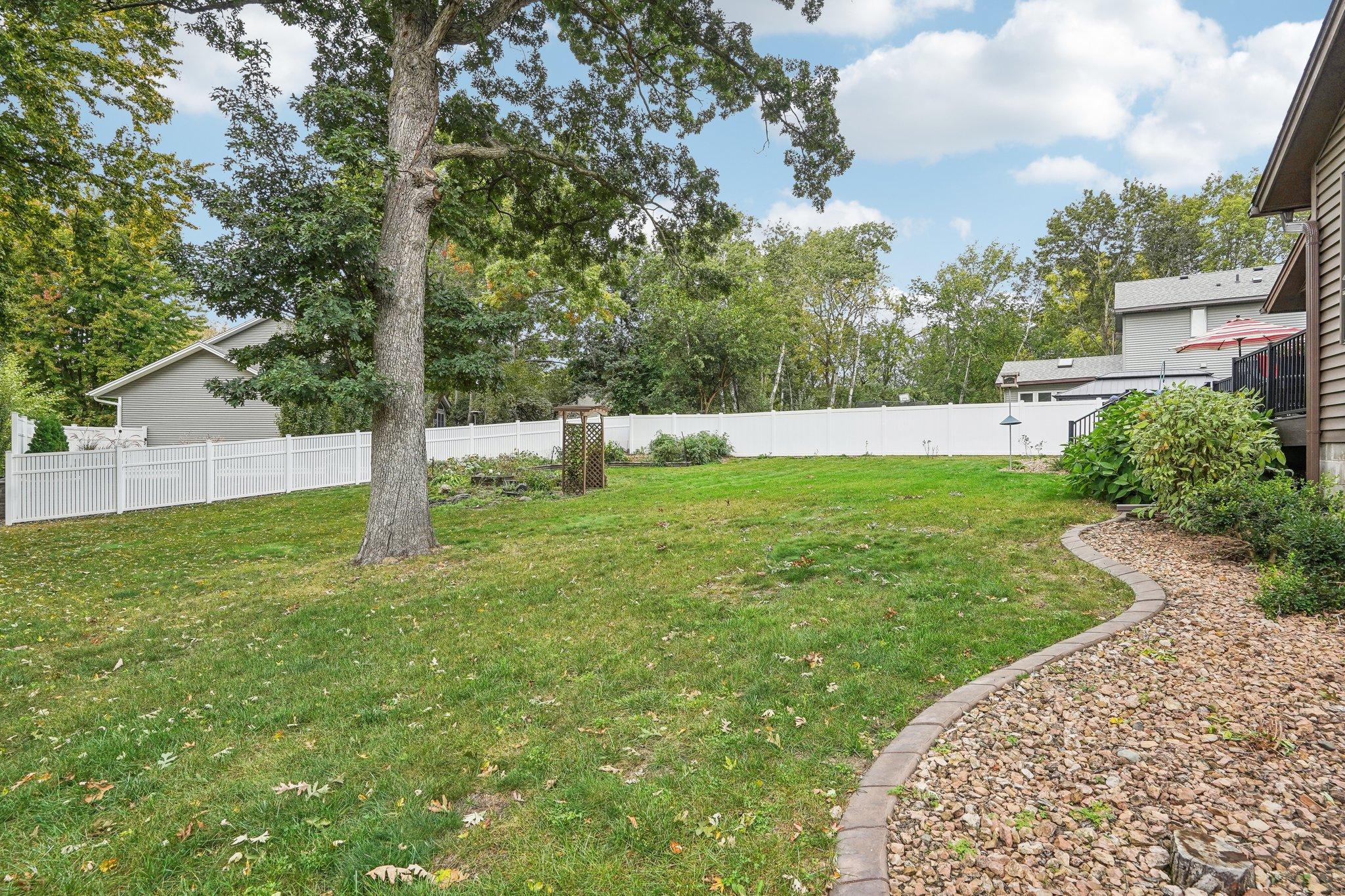2067 Kings Road Eagan, MN 55122 - Photo 3 of 47 Gallery Image 3