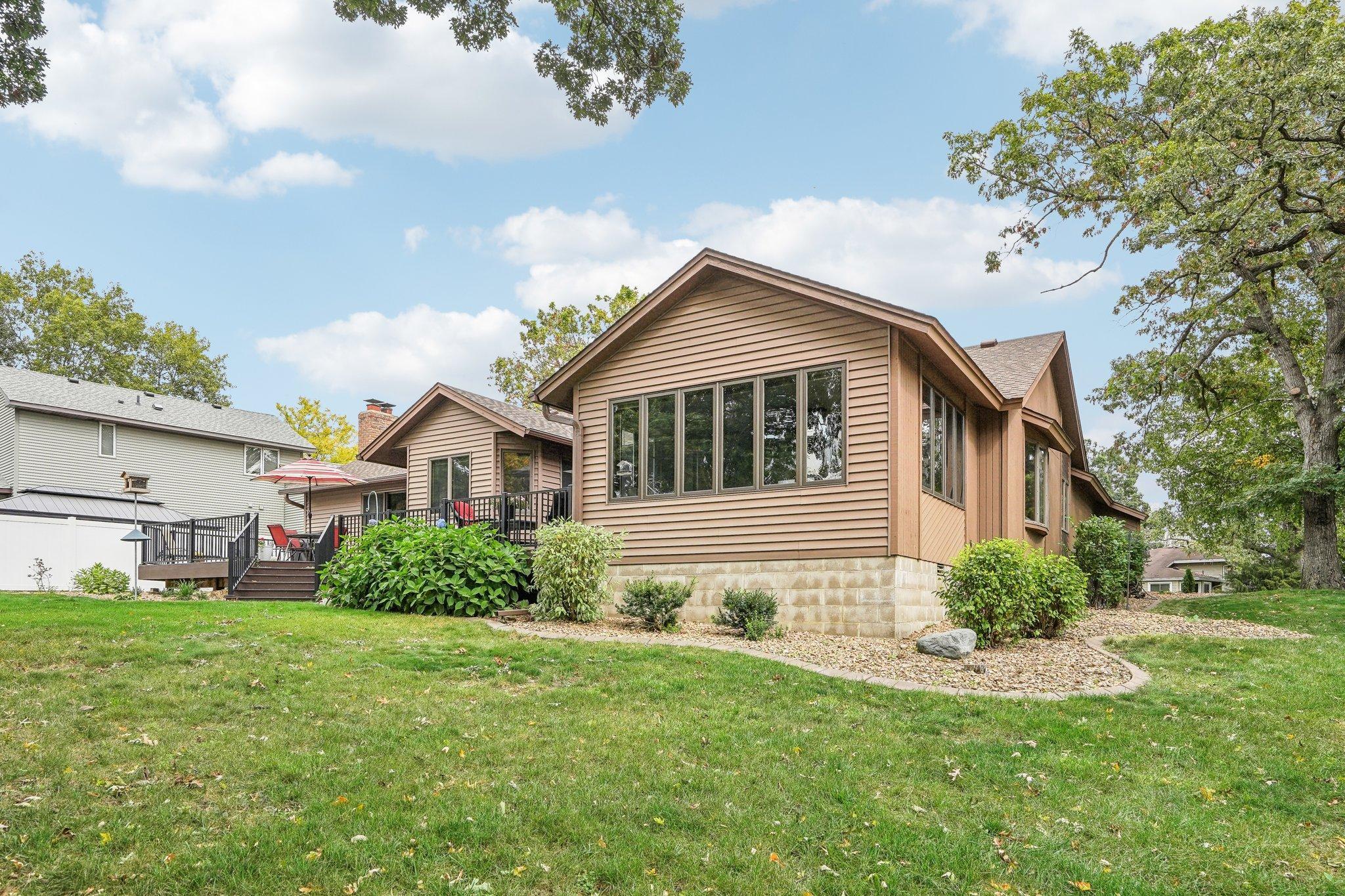 2067 Kings Road Eagan, MN 55122 - Photo 38 of 47 Gallery Image 38