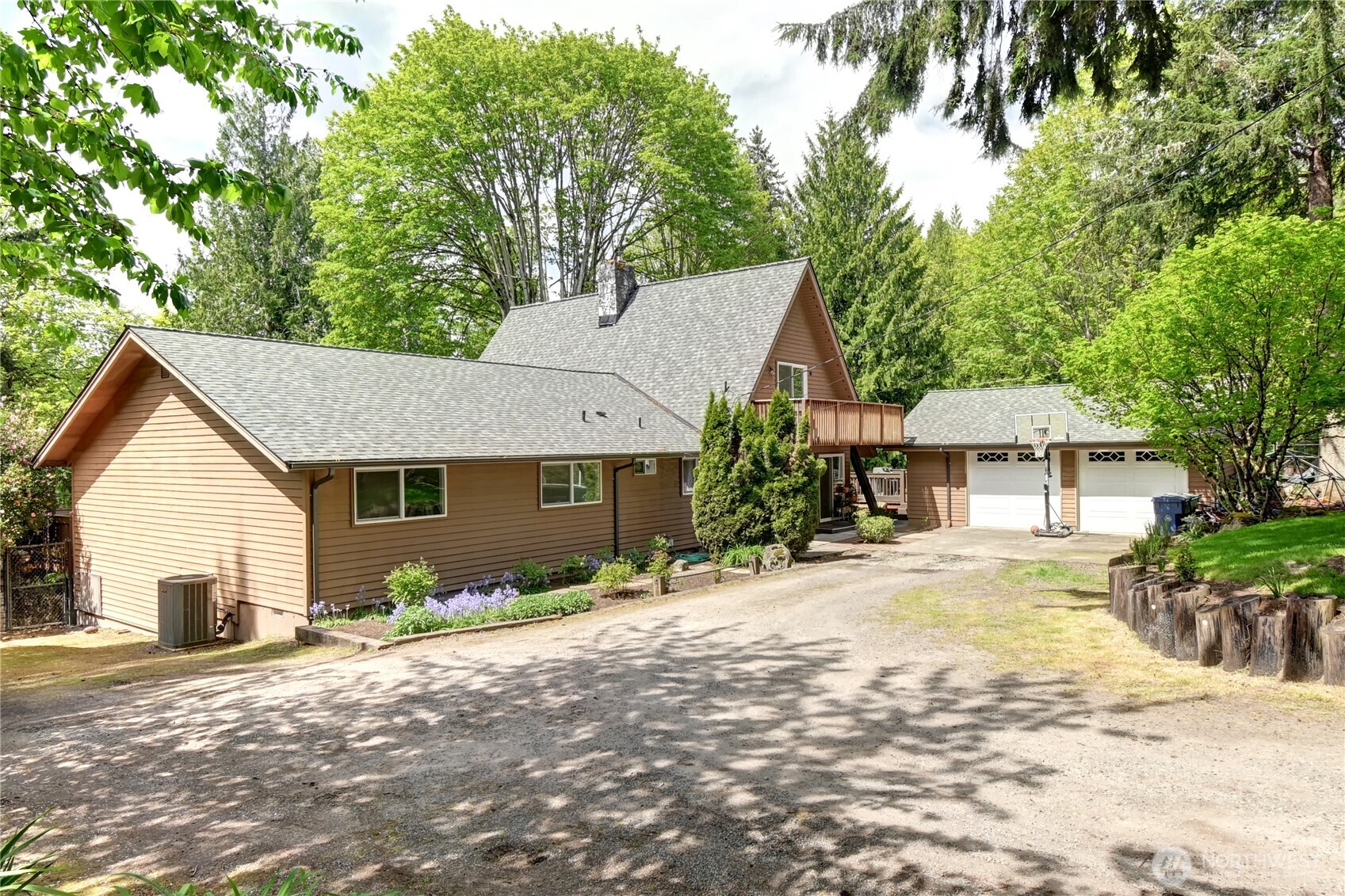 28539 Northeast Tolt Hill Road Carnation, WA 98014 - Photo 5 of 36
