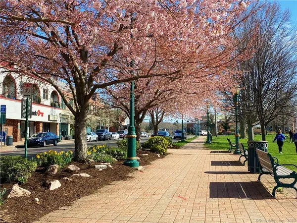 $2,195 | 85-87 South Main Street, Unit 4E, Branford, CT 06405