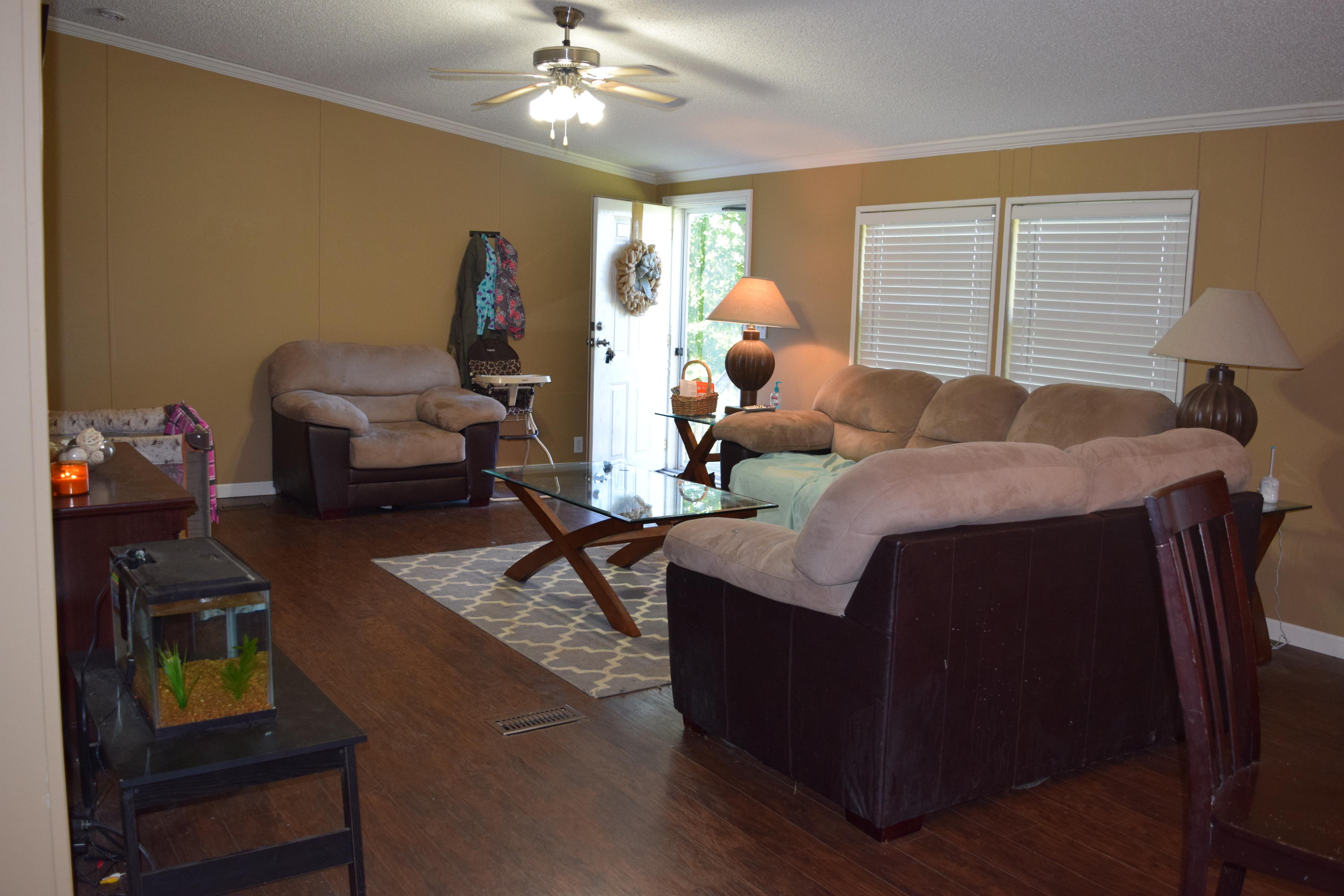 122 Laura Boling Loop Road Strawberry Plains, TN 37871 - Photo 3 of 13 Living Room