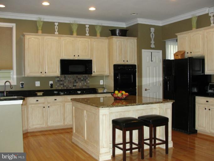 3916 Addison Woods Road Frederick, MD 21704 - Photo 7 of 25 Kitchen
