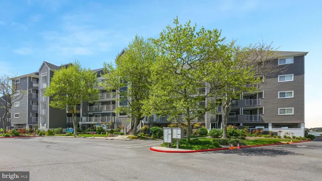 $639,000 | 423 14th Street, Unit 205K, Ocean City, MD 21842
