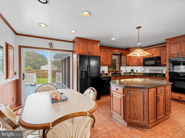 $575,000 | 11125 St Martins Neck Road, Bishopville, MD 21813