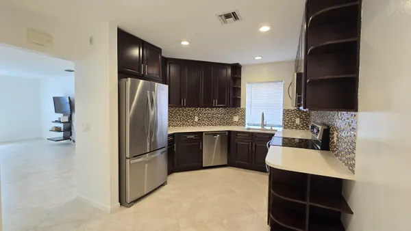 $2,800 | 5139 Floria Way, Unit G, Boynton Beach, FL 33437