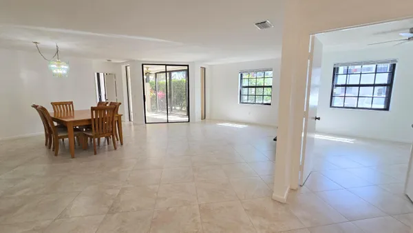 $2,800 | 5139 Floria Way, Unit G, Boynton Beach, FL 33437