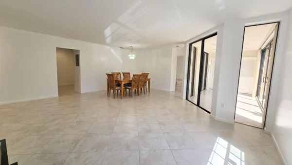 $2,800 | 5139 Floria Way, Unit G, Boynton Beach, FL 33437