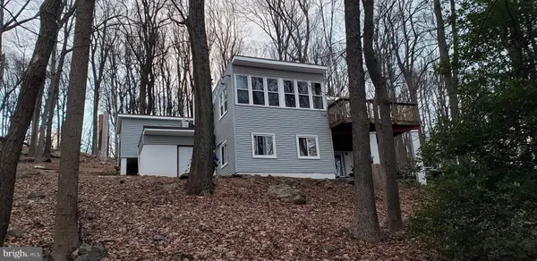 $2,250 | 214 Bridle Path Road, Front Royal, VA 22630