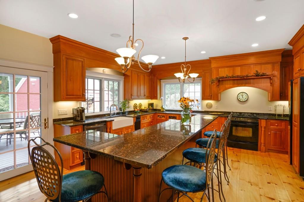36 Prospect Road Andover, MA 01810 - Photo 5 of 30 Gallery Image 5