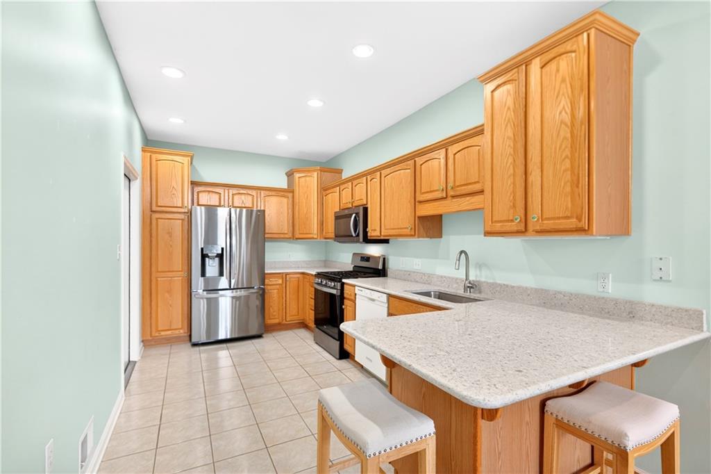 320 Saddlebrook Road Gibsonia, PA 15044 - Photo 8 of 35