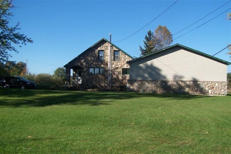 2475 East Rock Road Clare, MI 48617 - Photo 3 of 19 Additional Photo
