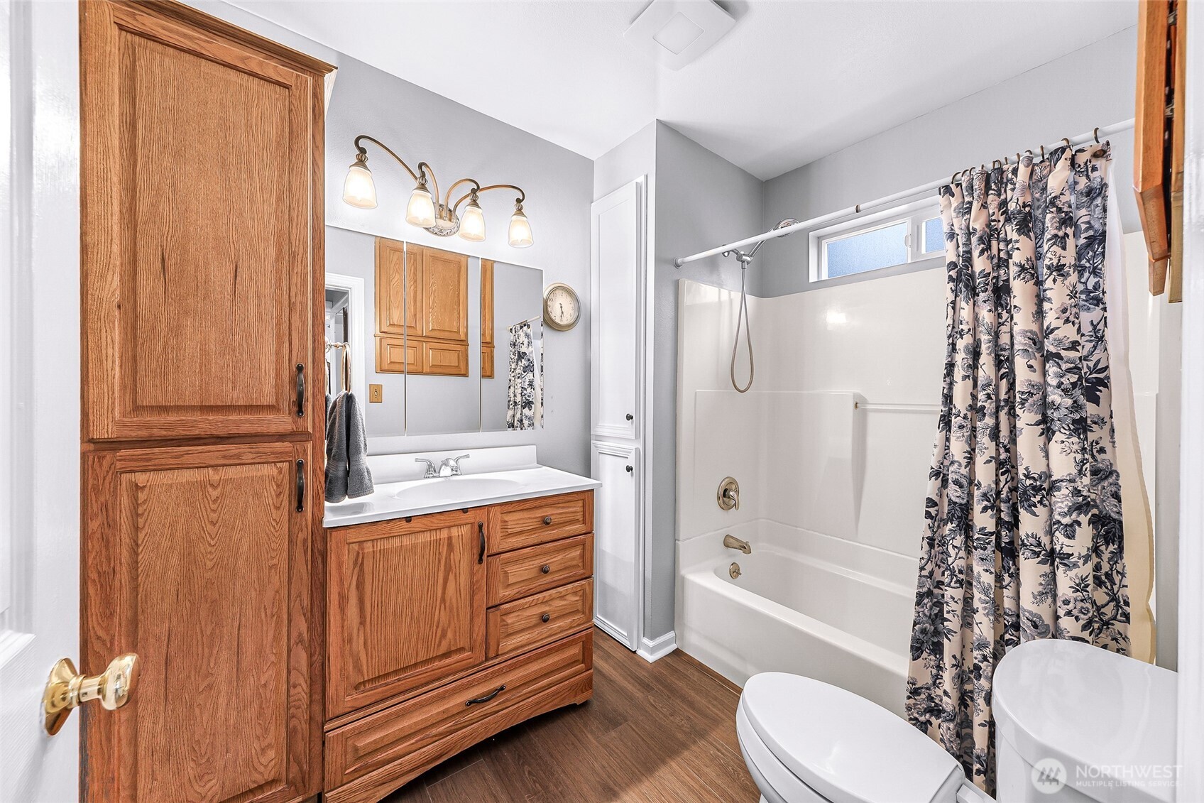 6981 Hannegan Road Lynden, WA 98264 - Photo 14 of 25 a bathroom with a sink toilet and shower