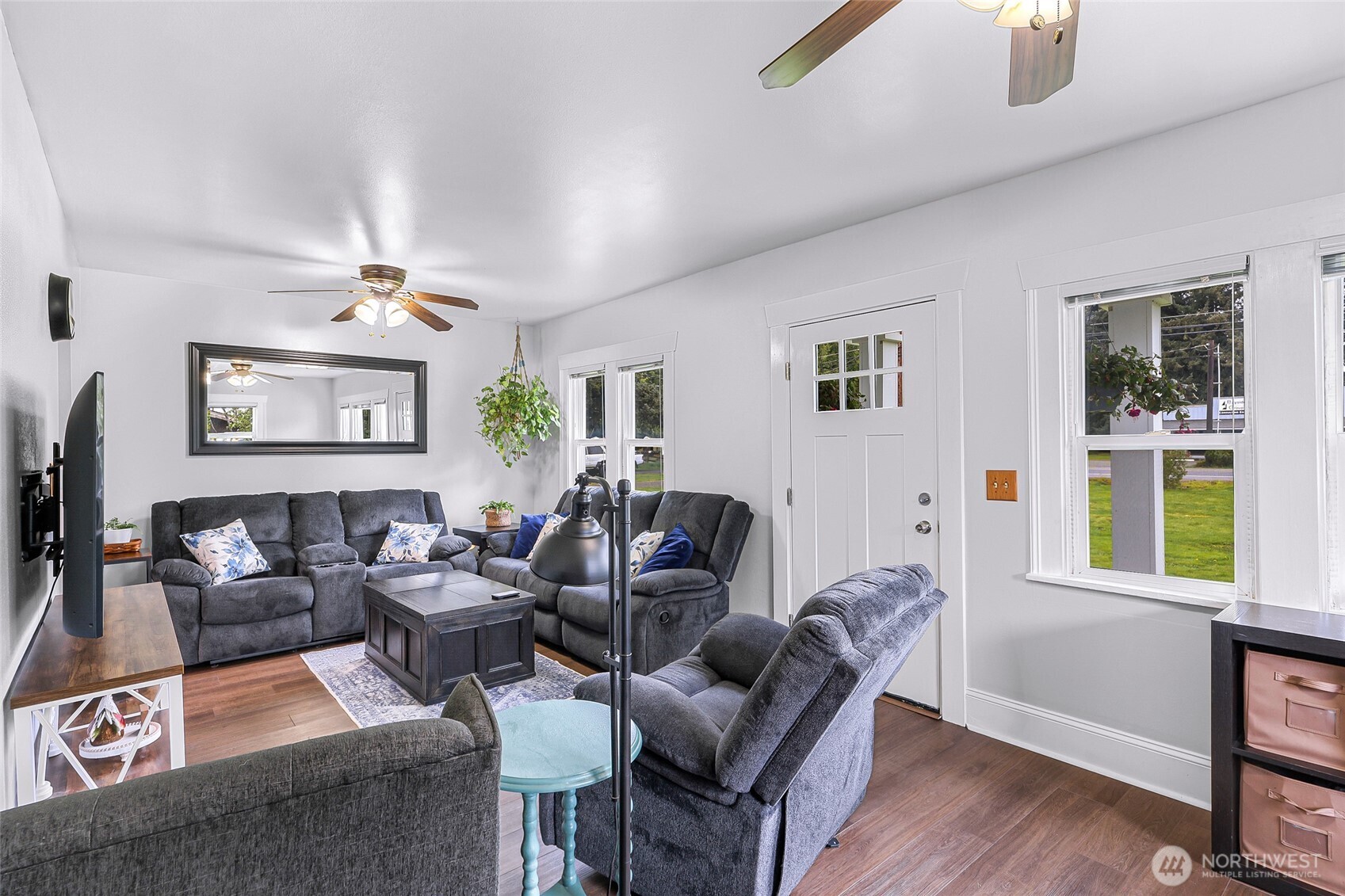6981 Hannegan Road Lynden, WA 98264 - Photo 5 of 25 a living room with furniture and a window