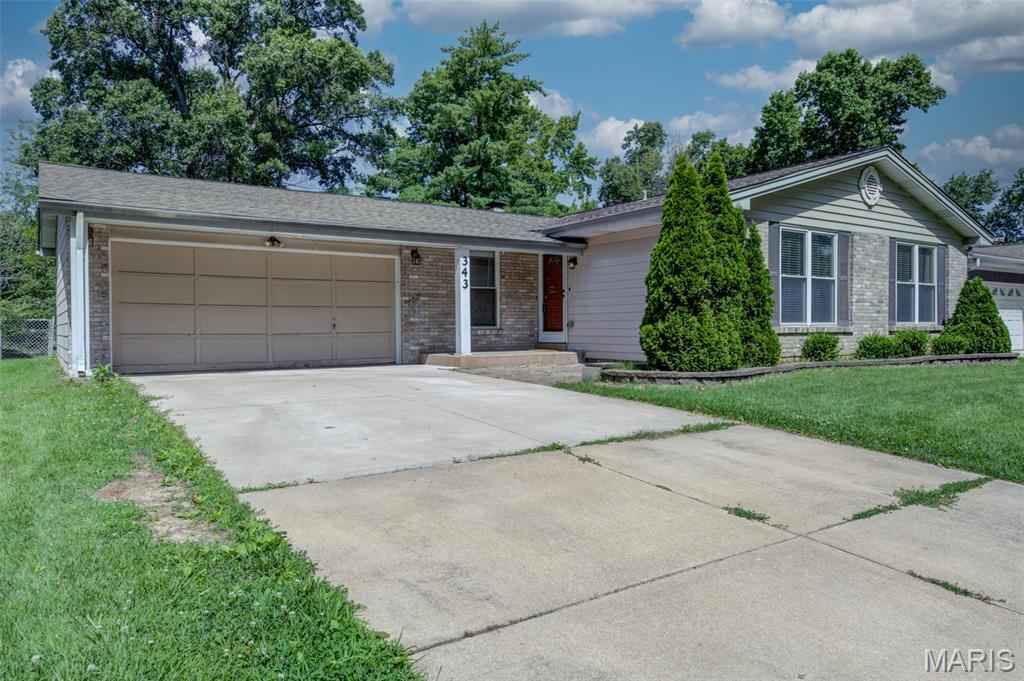 343 Turfwood Drive Ballwin, MO 63021 - Photo 3 of 67