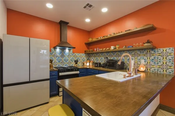 $3,995 | 113 Weisbrook Court, Henderson, NV 89011