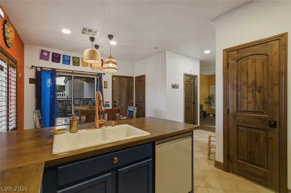 $3,995 | 113 Weisbrook Court, Henderson, NV 89011