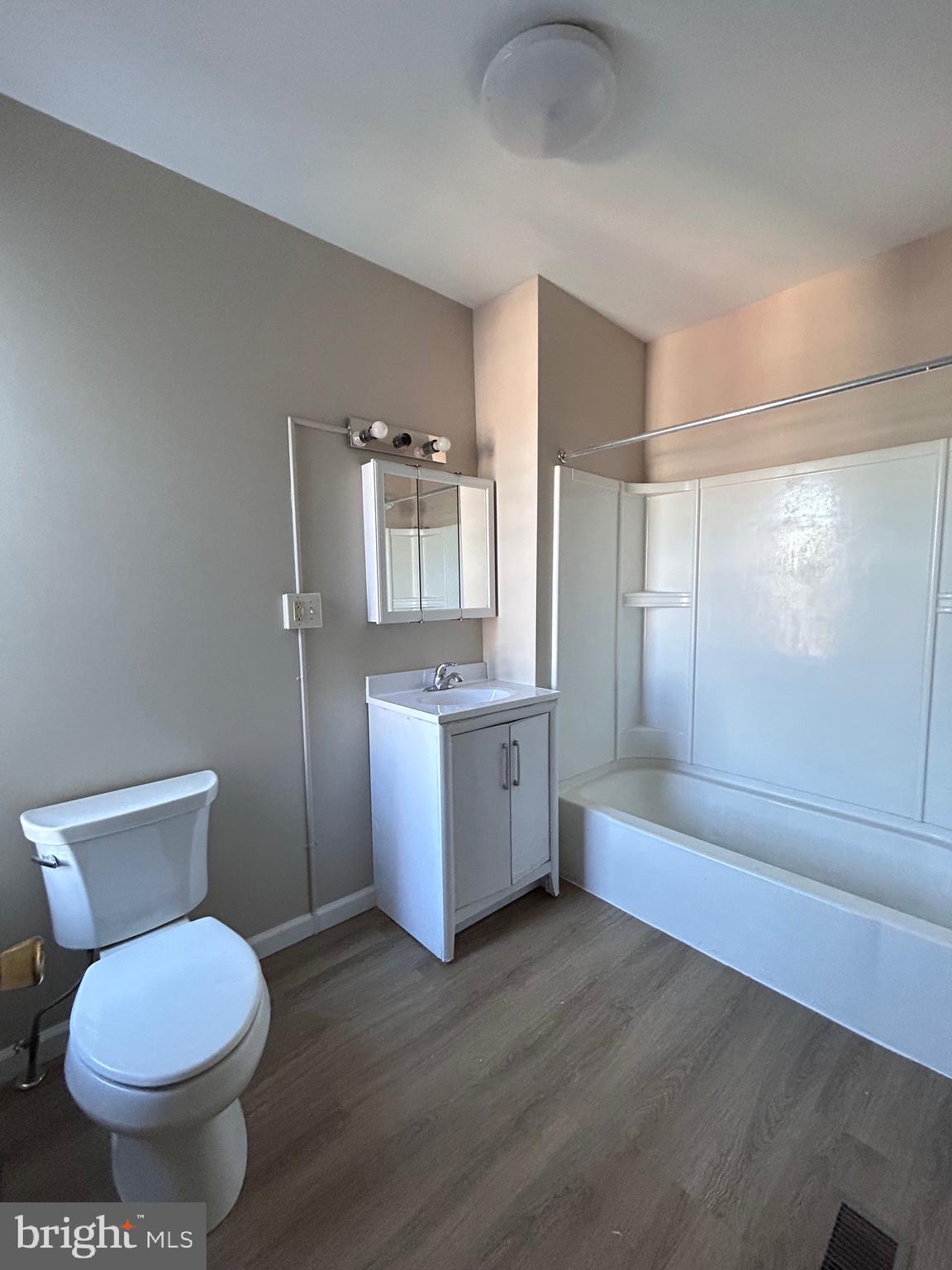 520 Birch Street Reading, PA 19604 - Photo 11 of 18 Gallery Image 11