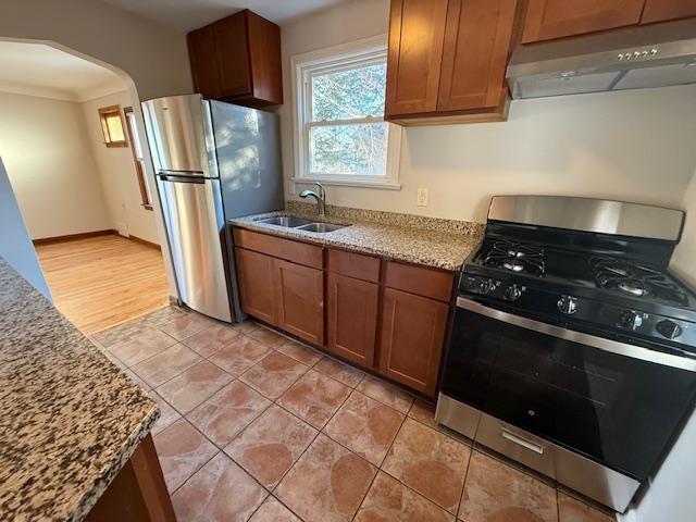 4125 Perry Avenue North Robbinsdale, MN 55422 - Photo 2 of 16