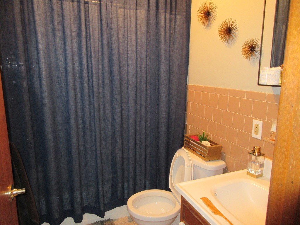 435 4th Street Fall River, MA 02721 - Photo 16 of 23