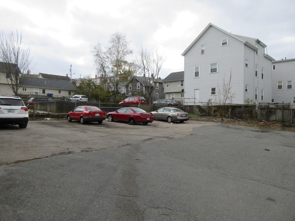 435 4th Street Fall River, MA 02721 - Photo 7 of 23