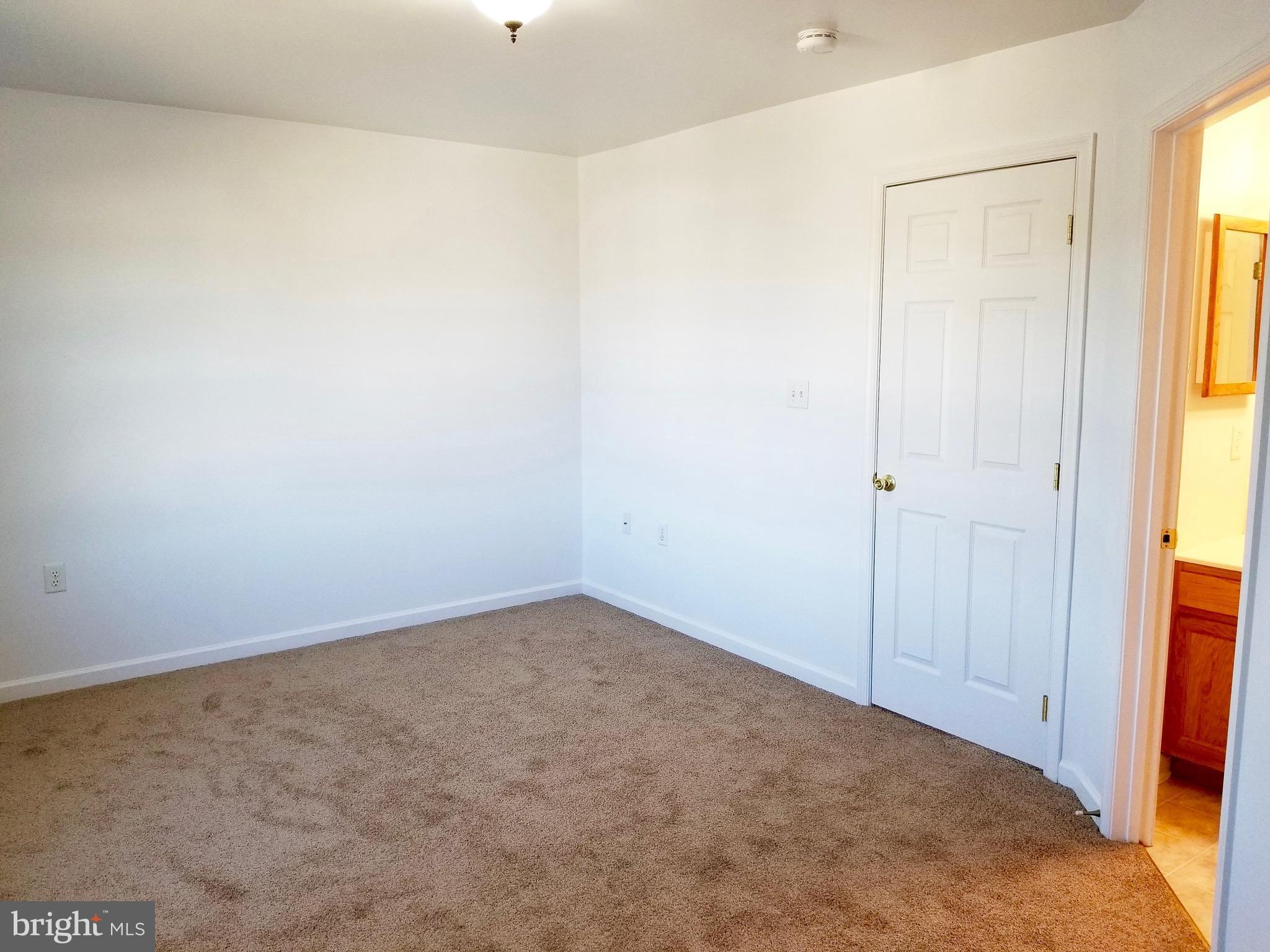 107 Fuzzy Tail Drive Ranson, WV 25438 - Photo 17 of 30 Bedroom (Master)