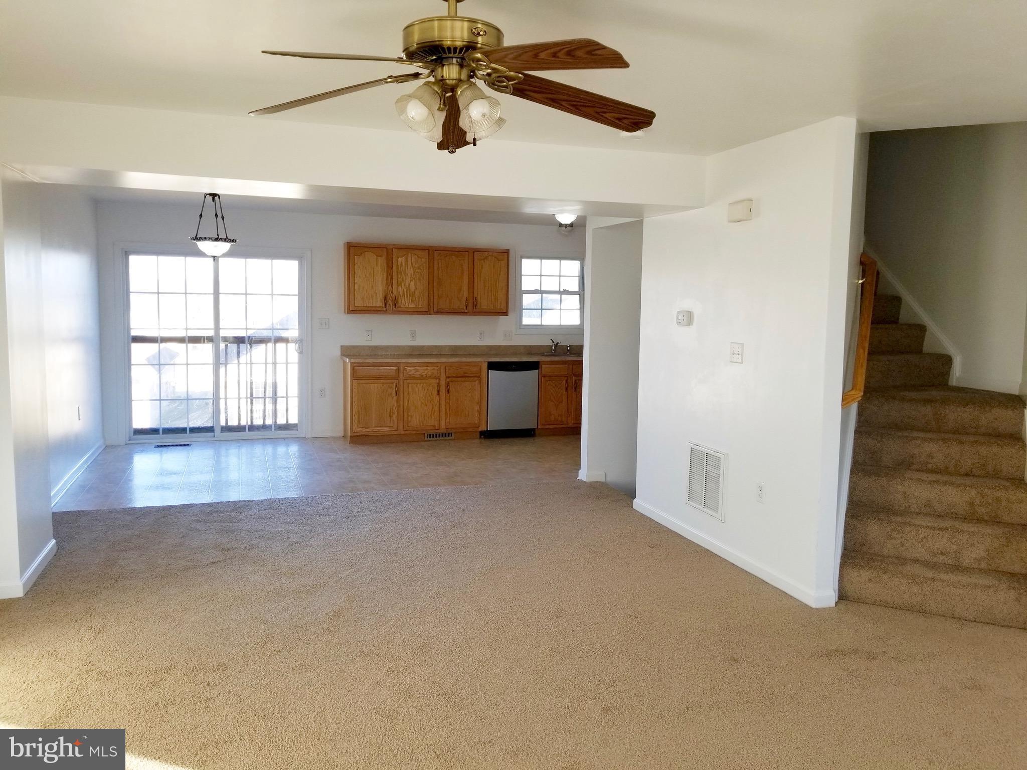 107 Fuzzy Tail Drive Ranson, WV 25438 - Photo 7 of 30 Interior (General)