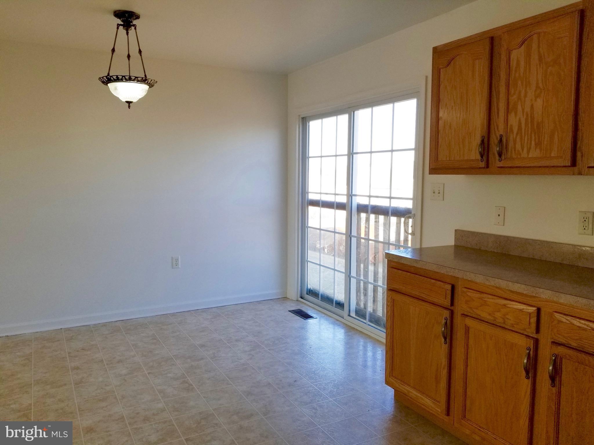 107 Fuzzy Tail Drive Ranson, WV 25438 - Photo 10 of 30 Dining Room