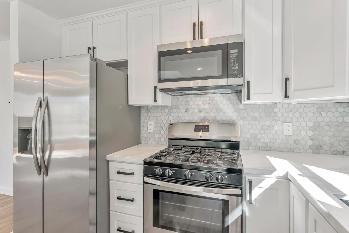 2668 Quartz Street Santa Cruz, CA 95062 - Photo 17 of 37