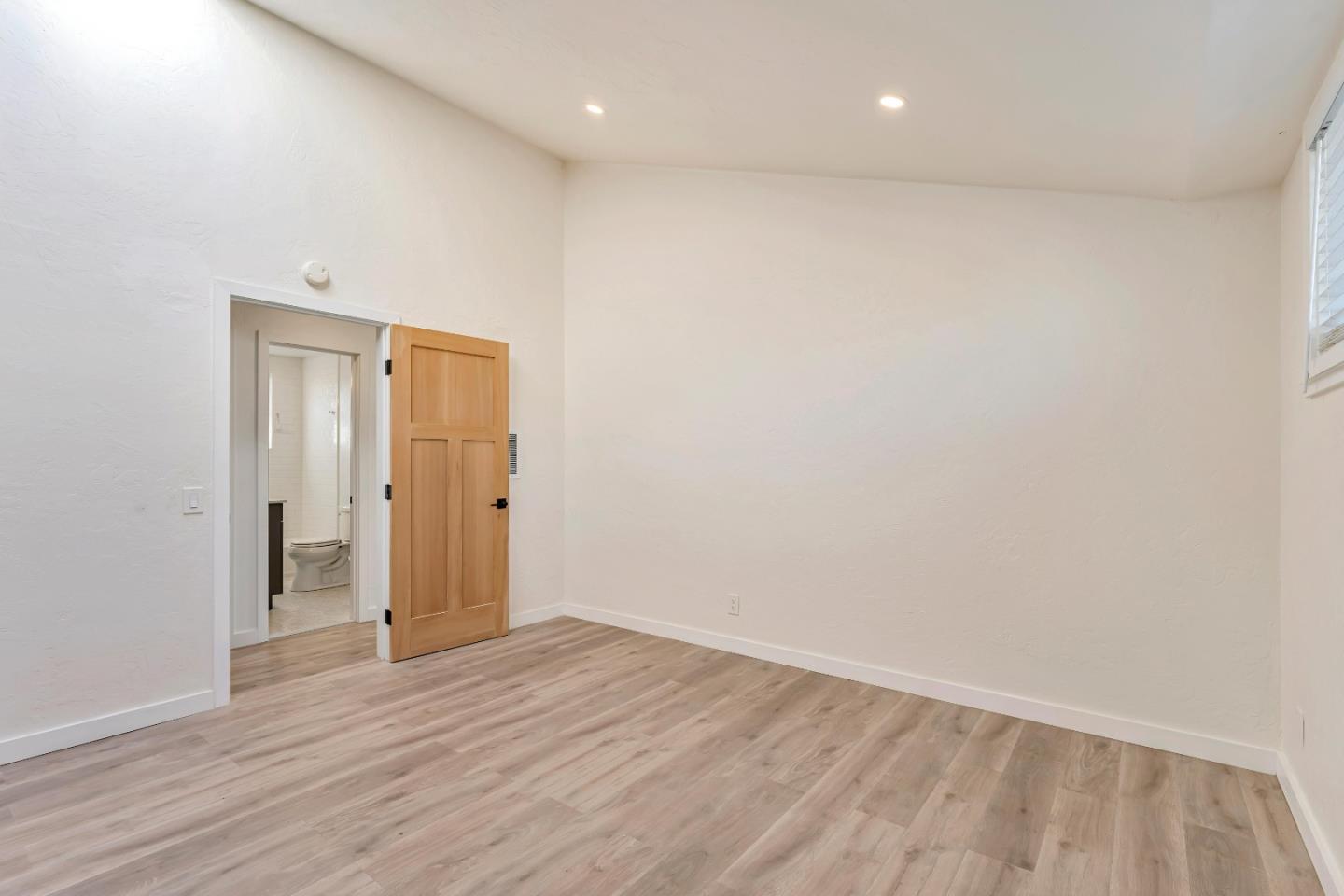 2668 Quartz Street Santa Cruz, CA 95062 - Photo 23 of 37