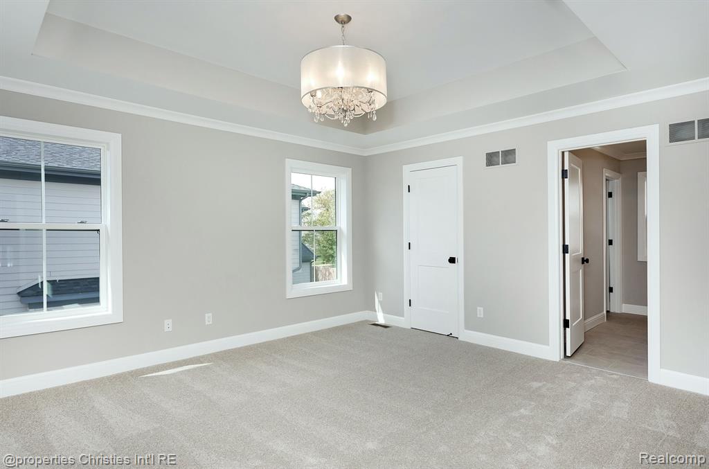 2043 Yorkshire Road Birmingham, MI 48009 - Photo 50 of 65 Gallery Image 50