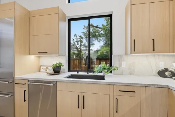 $2,888,000 | 702 Ellsworth Place, Palo Alto, CA 94306