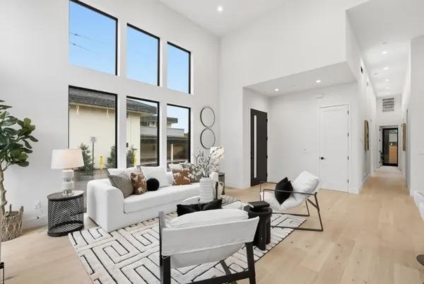 $2,888,000 | 702 Ellsworth Place, Palo Alto, CA 94306